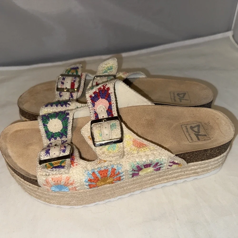 Dirty Laundry‎ Crochet Sandals Women Sz 10 Slip On Shoes Boho Hippie Platform